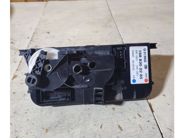 Блок управления климат-контролем 1688302285, Q013902   Mercedes-Benz A W168