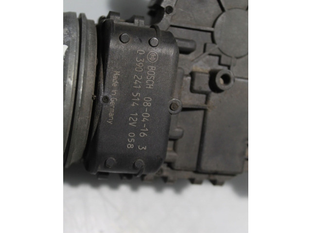 Двигатель стеклоочистителей