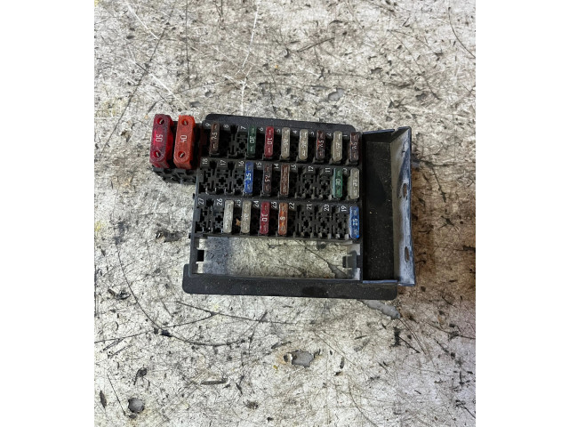 Pojistková skříňka 0025450601, 18084000000 Mercedes-Benz C W202 1998