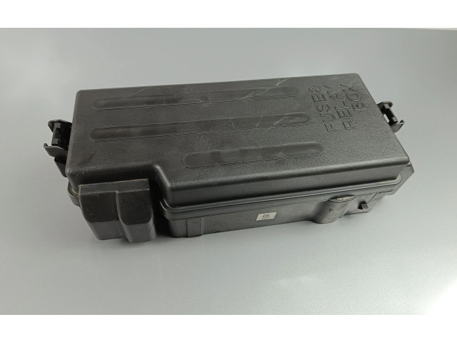 Блок предохранителей 8238036820 SsangYong Rexton