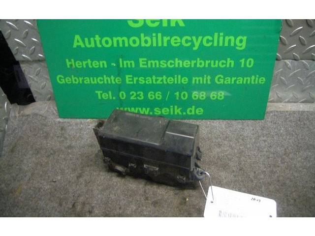 Блок предохранителей Daihatsu Sirion