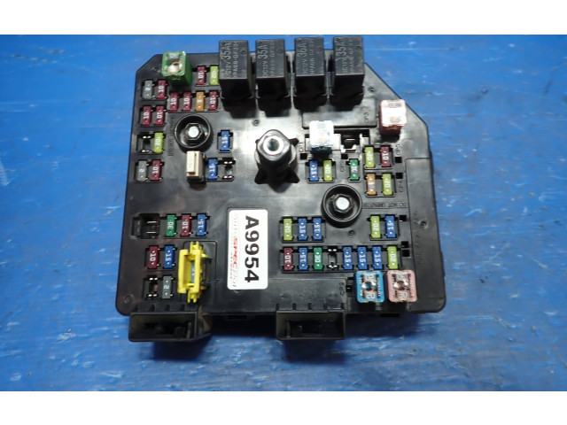 Pojistková skříňka 95202005, 2005U Opel Antara 2007