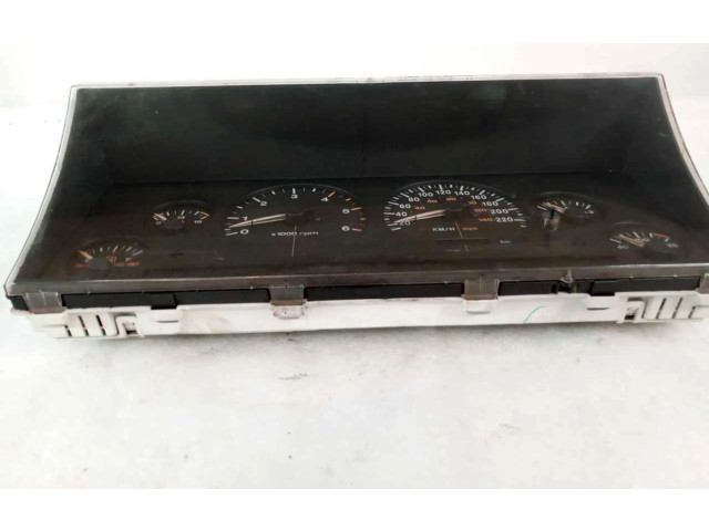 Панель приборов 56042795 Jeep Cherokee XJ