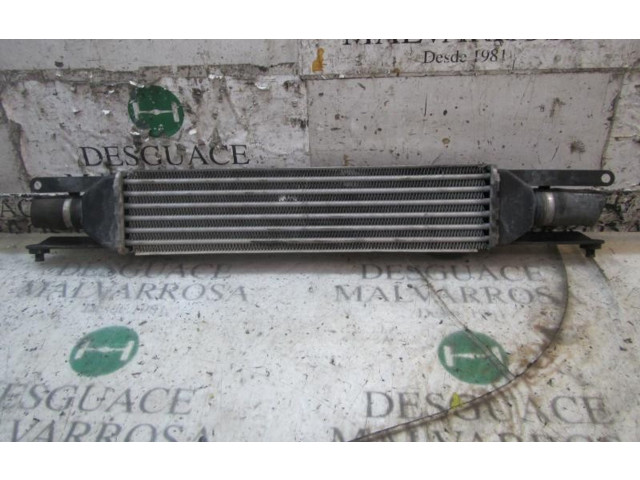 Интеркулер 51785221 Fiat Linea