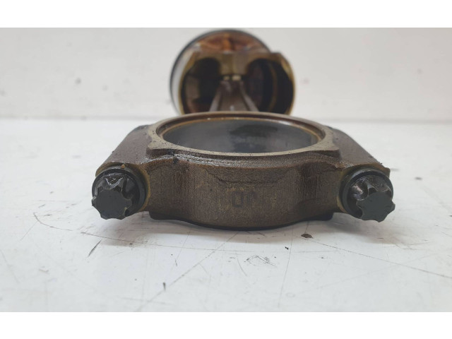 Шатун N46B18A 11247589535    BMW 3 E46  