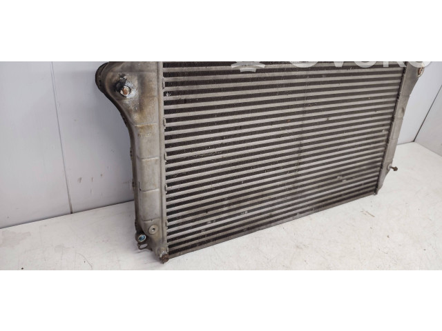 Интеркулер JD1271002220, 0R010 Toyota Corolla Verso E121