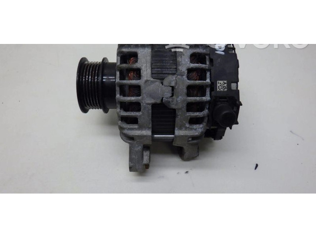 Генератор 30659580 Volvo XC40