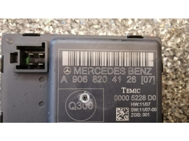 Блок управления A9068204126   Mercedes-Benz Sprinter W906