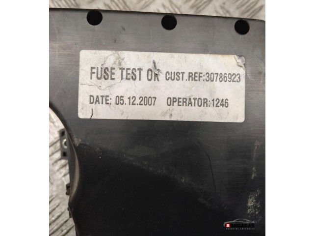 Pojistková skříňka 3m5t14a142ab Volvo S40 2004