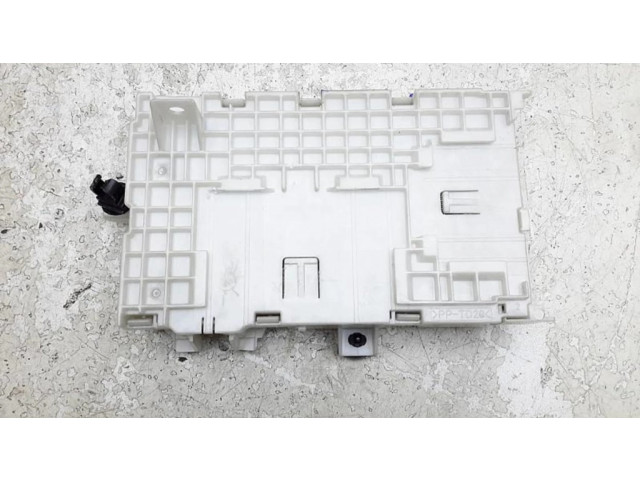 Řídící jednotka 2758008389 Mazda 3 II 2011