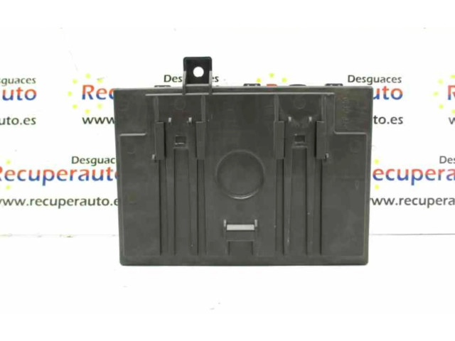 Другие блоки управления / модули 8V5115K600CH   Ford Fiesta