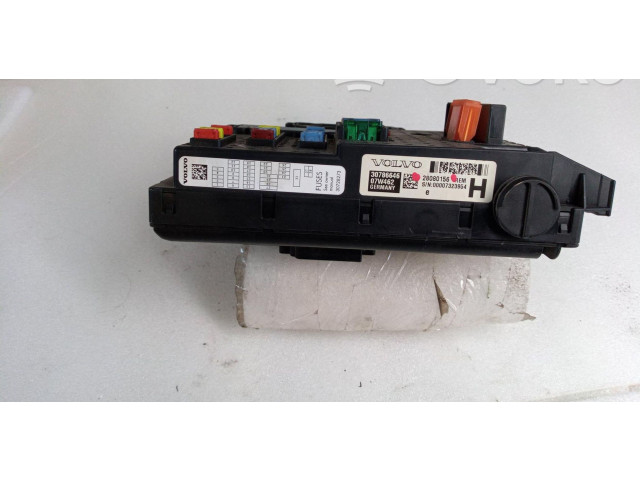 Блок предохранителей 28080156 Volvo XC90