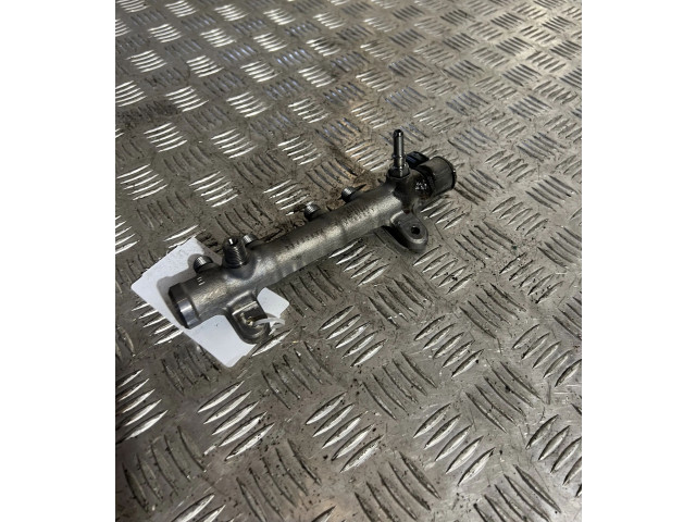 Топливная рампа 31432834   Volvo XC90  