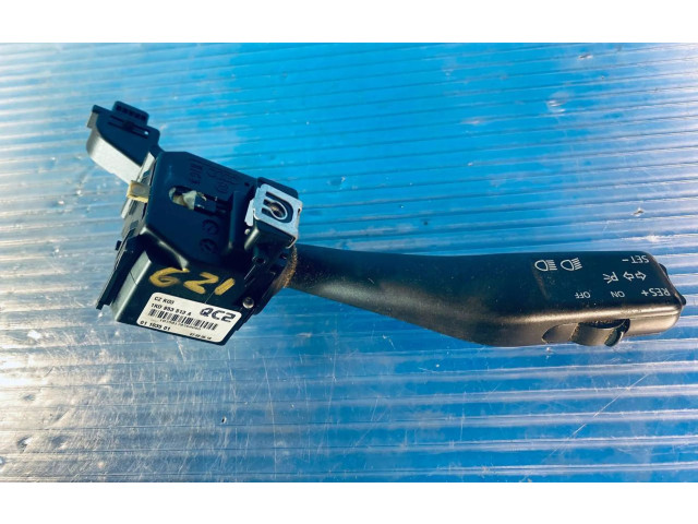 Ручка поворотов/ фонарей 1K0953513A Skoda Octavia Mk2 (1Z)