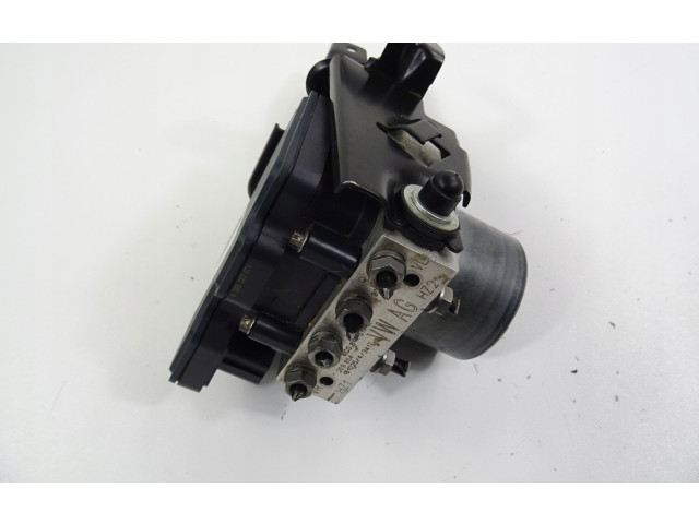 Блок АБС 6C0614517R, 6C0614235C Skoda Fabia Mk3 (NJ) 2015 - 2021 года