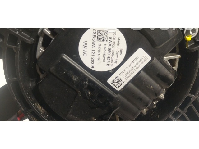 Вентилятор радиатора     5WA121203B, 5WA121205    Cupra Leon 