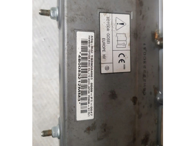 Подушка безопасности для колен 0589P10047 Mitsubishi Outlander