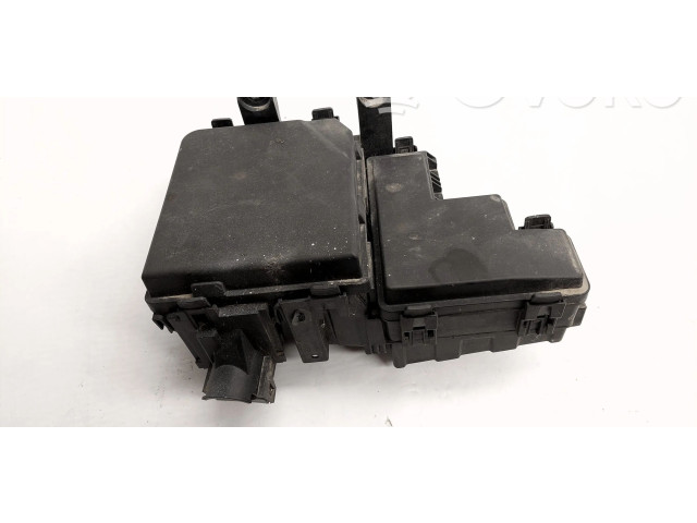   Pojistková skříňka 243817990A   Nissan Qashqai 2014