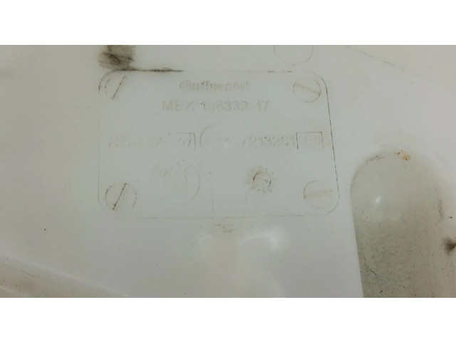 Бачок оконной жидкости