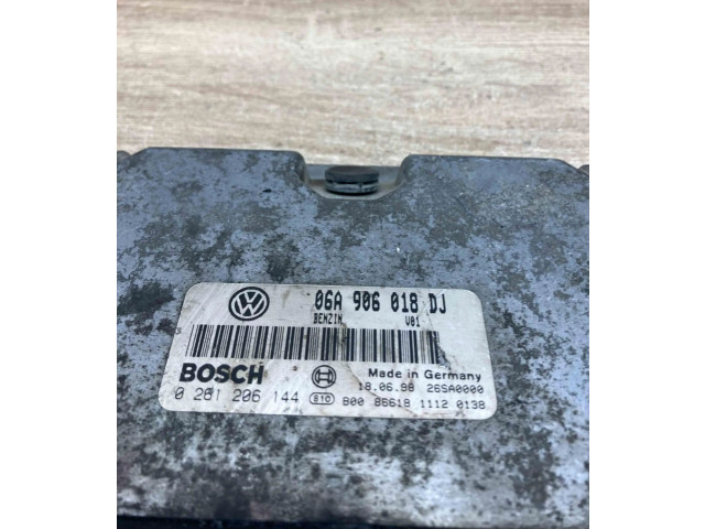 Блок управления двигателем Блок управления 06A906018DJ, 0261206144   Skoda Octavia Mk1 (1U)