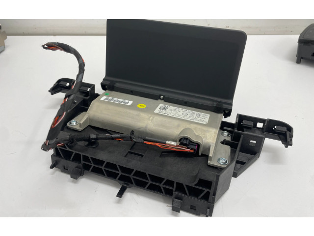 Дисплей    80A919604A   Audi Q5 SQ5