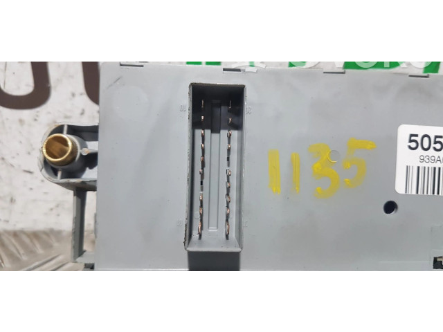 Блок предохранителей 50513353 Alfa Romeo 166