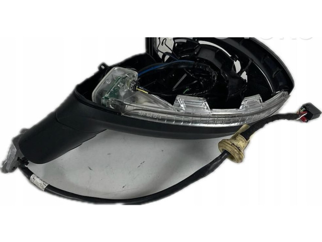 Зеркало электрическое        Volkswagen Golf VIII  2019 -  года   