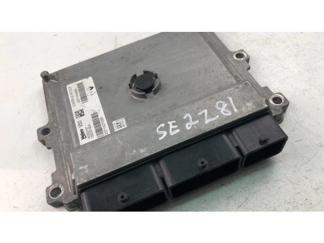 Řídící jednotka 237103368R Renault Captur 2015