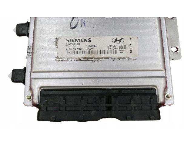 Блок управления двигателя 23280, 39105   Hyundai Coupe