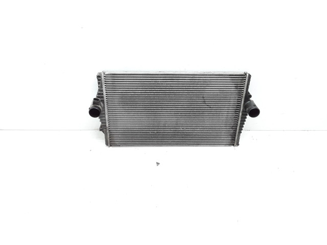 Интеркулер  30748809   Volvo V70 