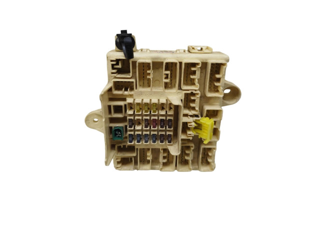 Блок предохранителей Lexus IS 200-300