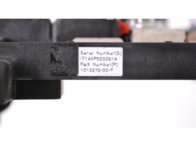   Pojistková skříňka 101327200F   Tela Model S 2015