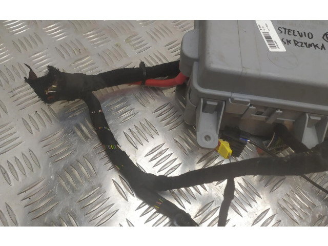   Pojistková skříňka BEZPIECZNIKOW   Alfa Romeo Stelvio 2020