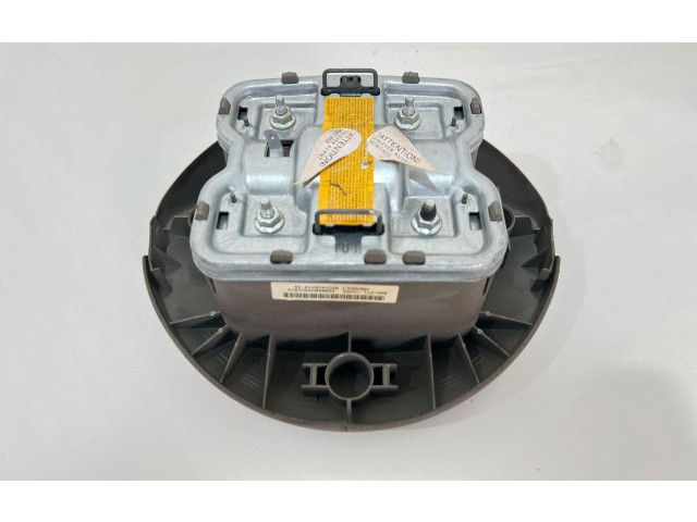 Подушка безопасности водителя Renault Clio III