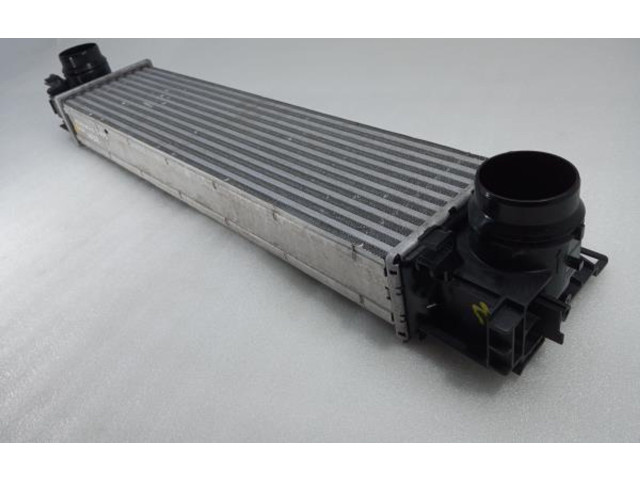 Интеркулер P31686408, T429608 Volvo XC40