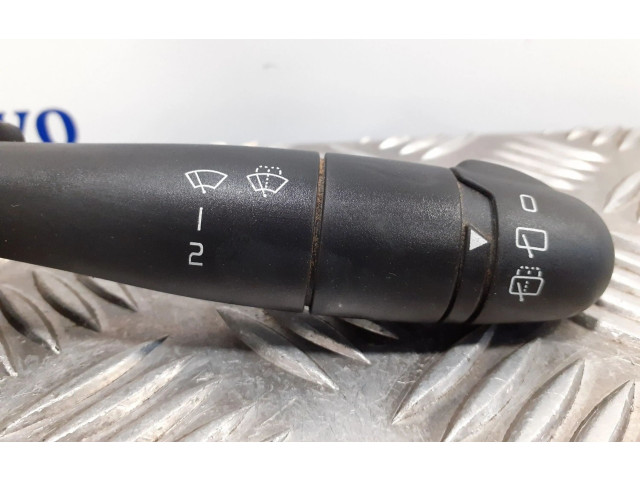 Ручка стеклоочистителей 8200792584, 901057666 Dacia Sandero