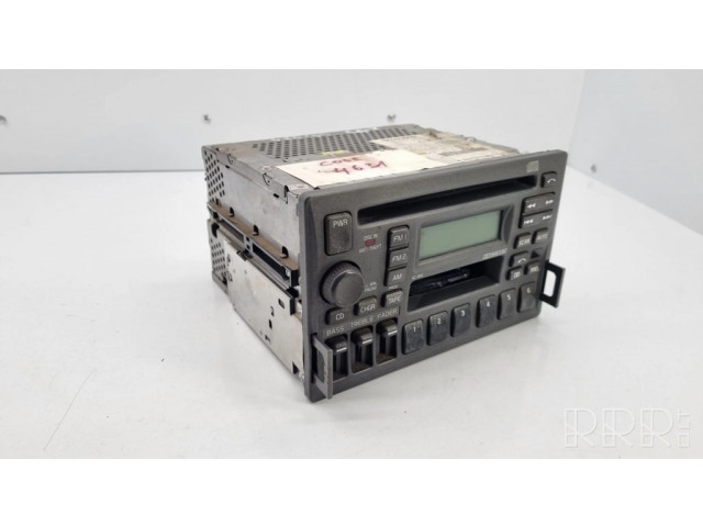 Радио/ проигрыватель CD/DVD / навигация