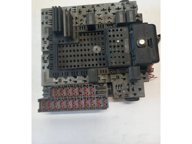 Блок предохранителей 9162316, GB820 Volvo V70