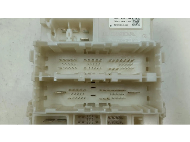 Блок предохранителей 7470-4832-0W, 2017   Honda HR-V    