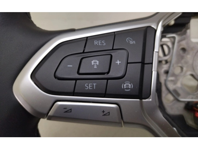 Руль Volkswagen Golf VIII 2019 - года 5H0419089HP