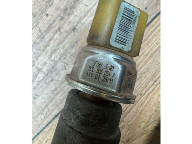 Топливная рампа R03L125A Volkswagen Golf VI