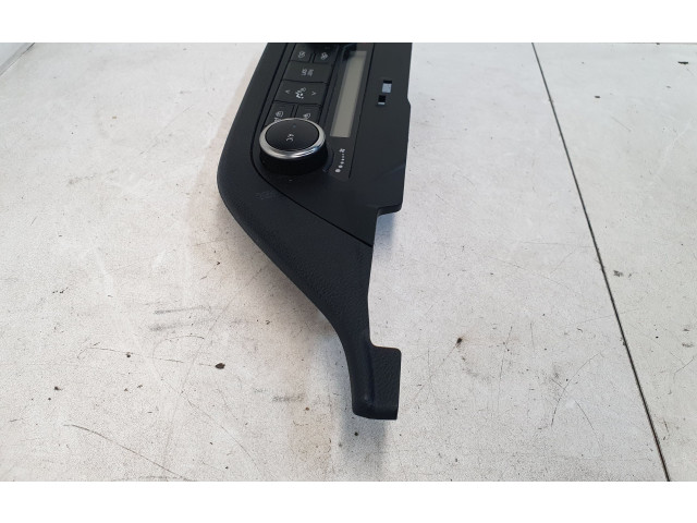 Блок управления климат-контролем 75F542   Toyota Auris E180