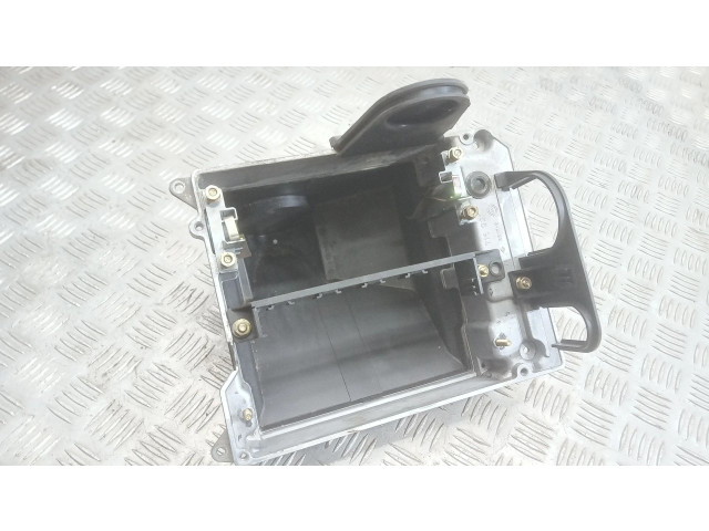 Pojistková skříňka 1730359, 1716921 BMW 5 E34 1990