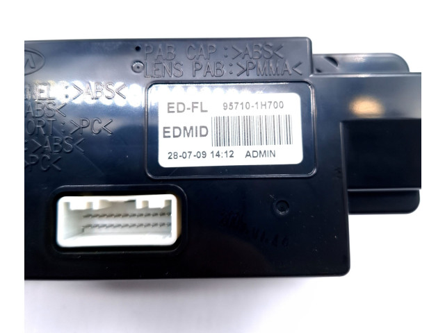 Дисплей    957101H700, 95710-1H700   KIA Pro Cee'd I