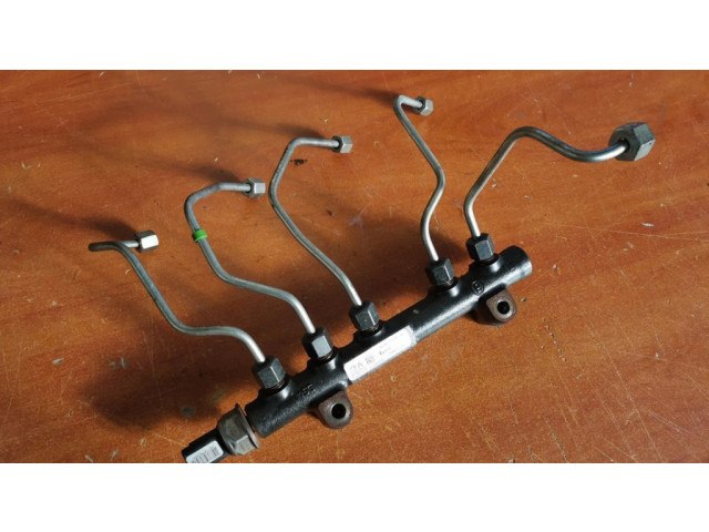 Топливная рампа 9670076780, 9685297580   Citroen C3 Picasso 1.6 