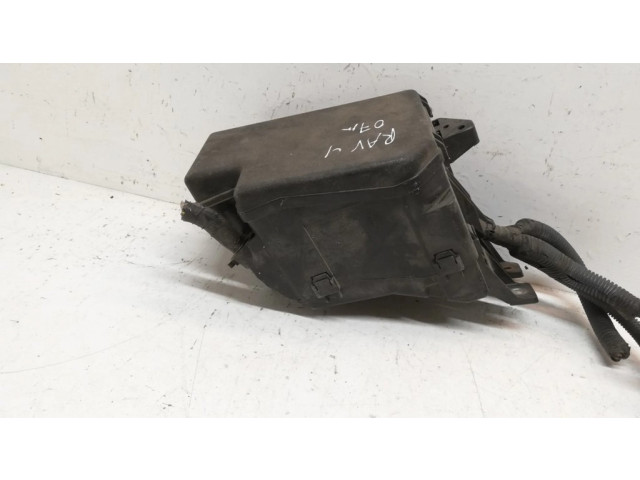 Pojistková skříňka 8266242190 Toyota RAV 4 (XA30) 2007