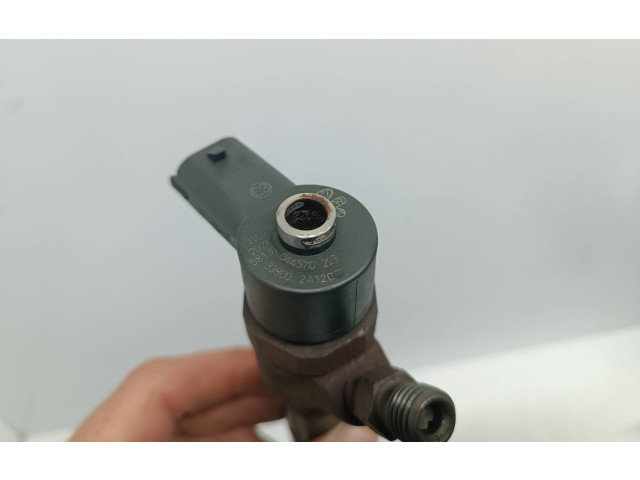 Vstřikovač 0445110223, 338002A120   KIA Cerato     