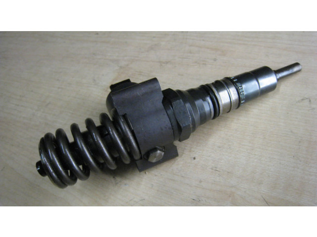 Vstřikovač 03G130073G, 0414720404   Dodge Caliber  pro naftový motor 2.0 ECD 