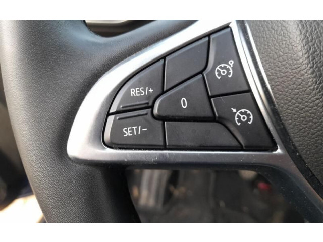 Руль 484004420R Dacia Sandero