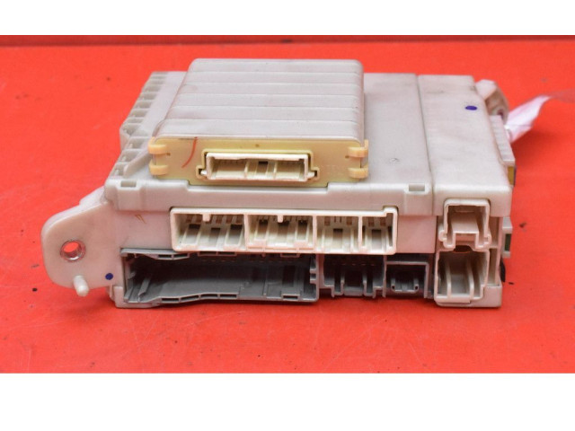 Блок предохранителей 82730-53021, 82730-53021 Lexus IS 220D-250-350